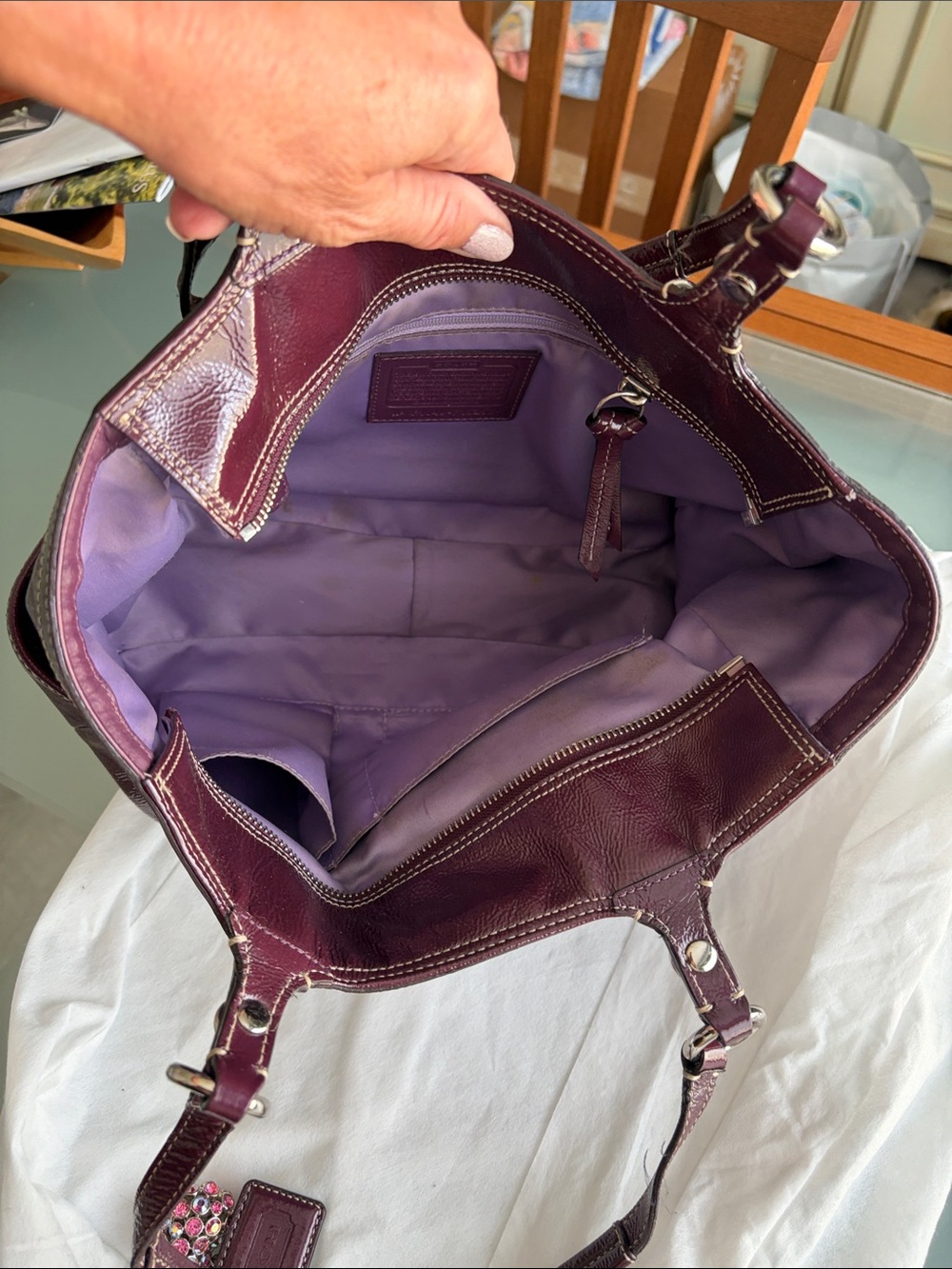 Coach Leather Shoulder Tote in Wine/Burgundy - Picture 4 of 4